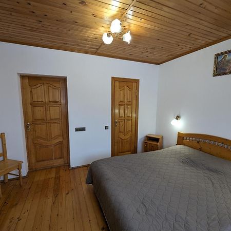 Oskolok Dovbusha Mini-Hotel ยาเรมชา ภายนอก รูปภาพ