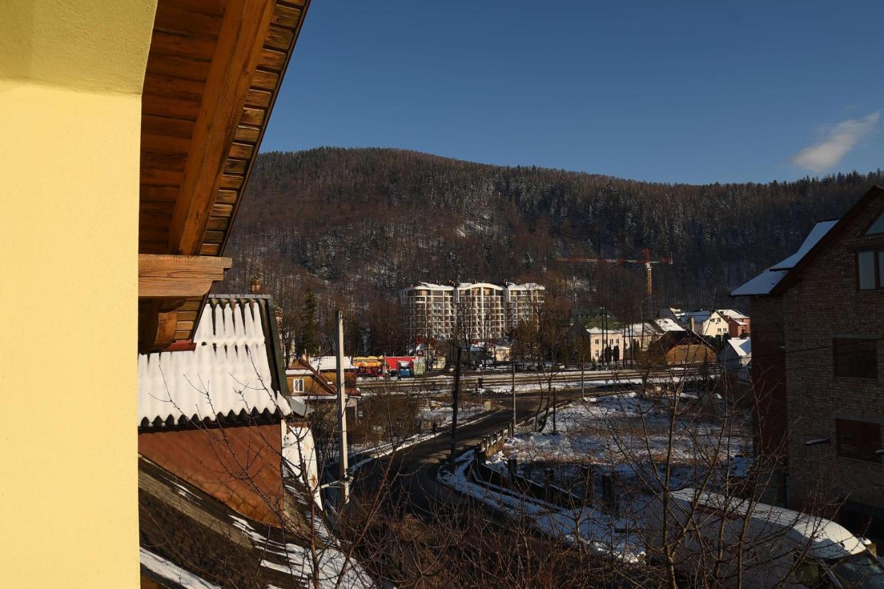 Oskolok Dovbusha Mini-Hotel ยาเรมชา ภายนอก รูปภาพ