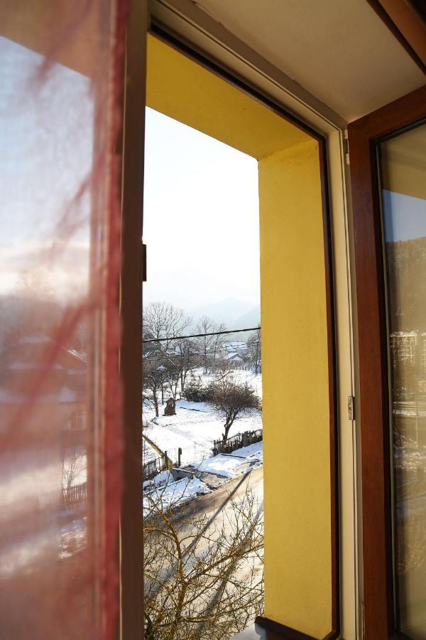 Oskolok Dovbusha Mini-Hotel ยาเรมชา ภายนอก รูปภาพ
