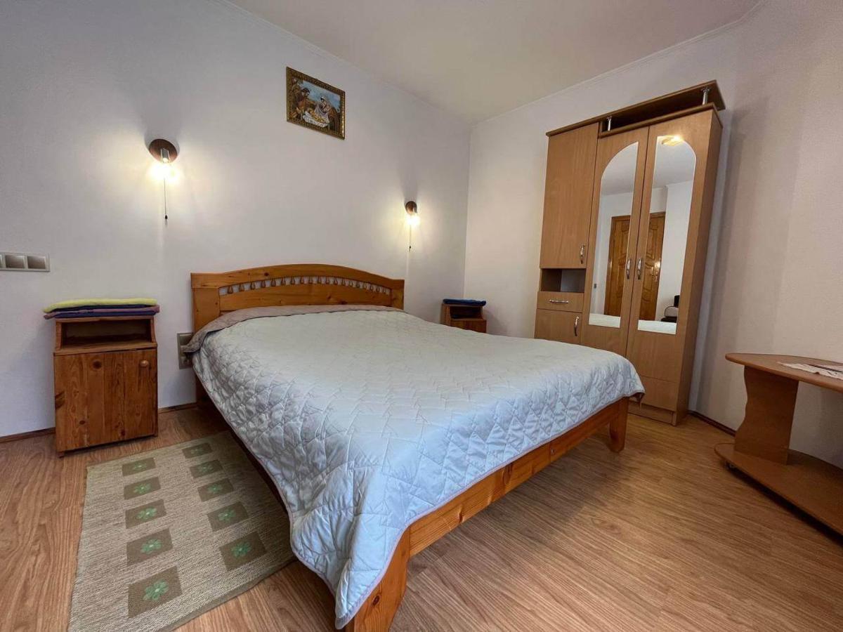 Oskolok Dovbusha Mini-Hotel ยาเรมชา ภายนอก รูปภาพ