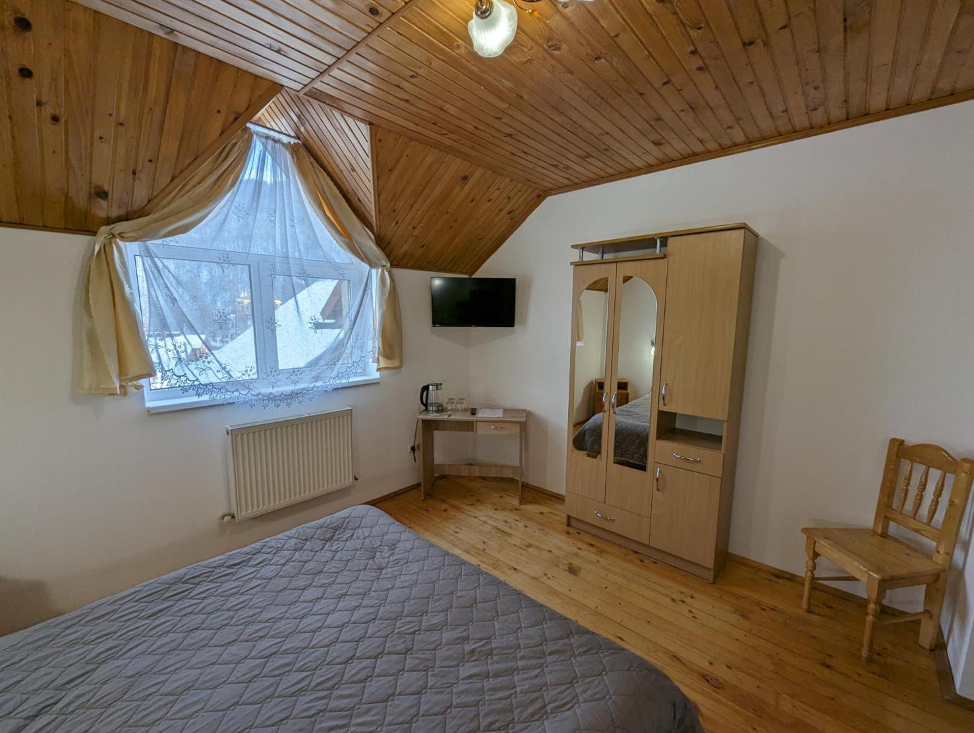 Oskolok Dovbusha Mini-Hotel ยาเรมชา ภายนอก รูปภาพ